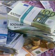 Kredit: Verfügbar für Privatpersonen und Unternehmen